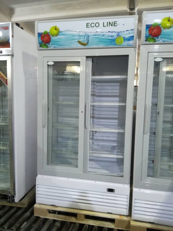 Vertical Frost Free Sliding Door Display Beverage Refrigerator